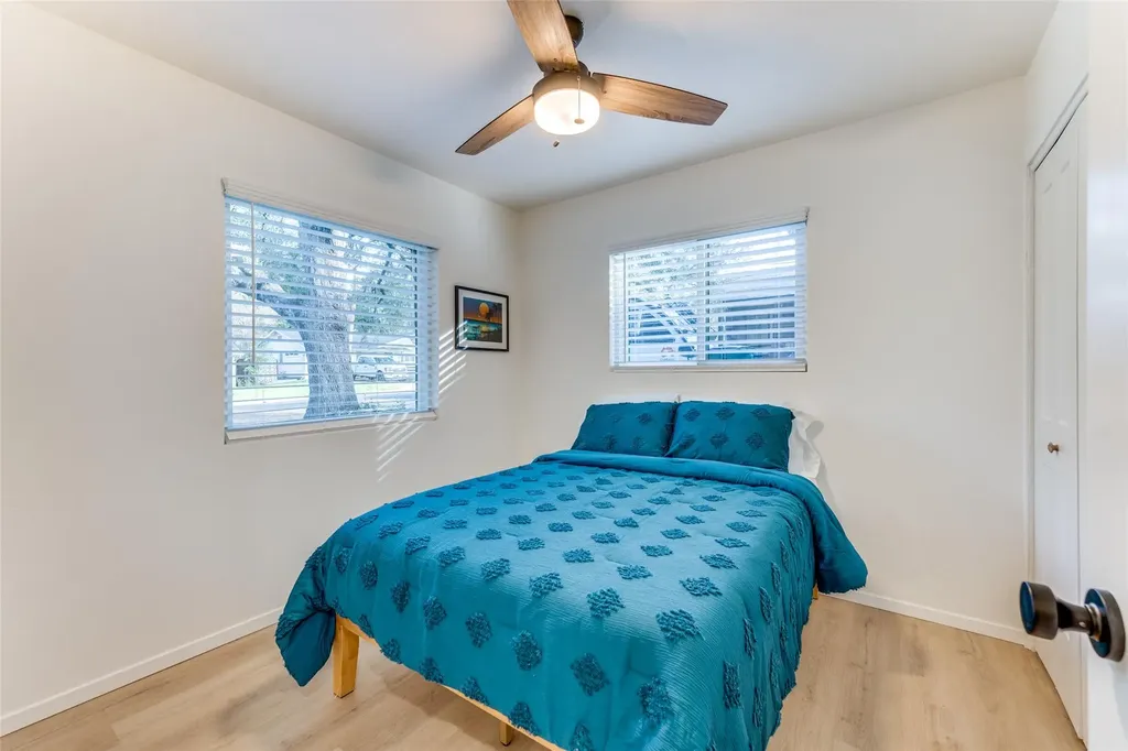 4907 Sylvandale Drive Austin TX 78745