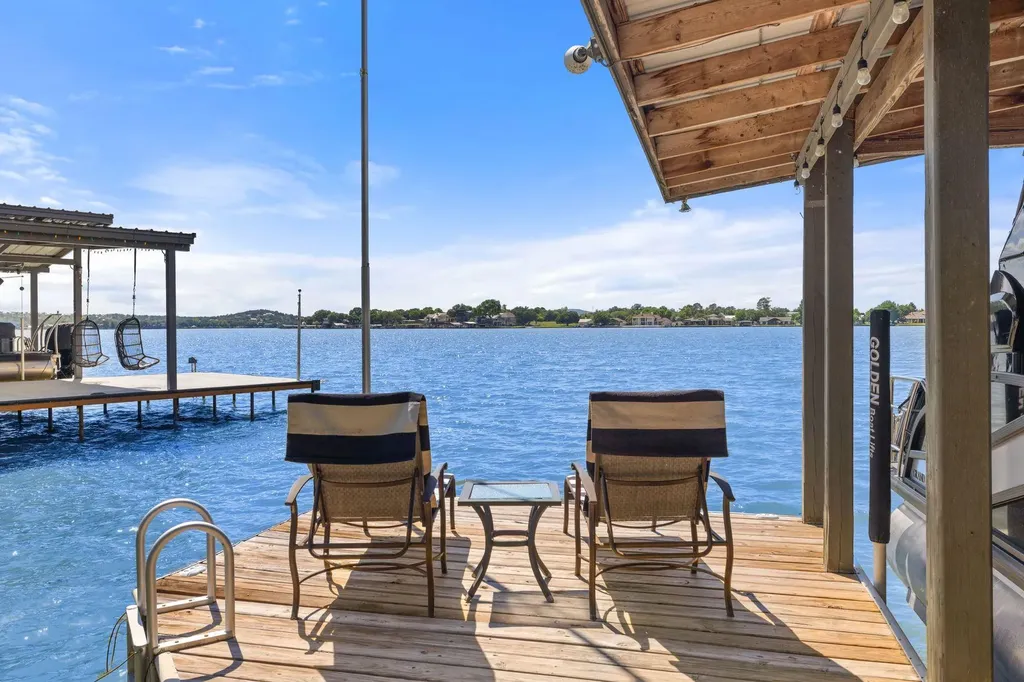 402 South Shorewood Drive Granite Shoals TX 78654