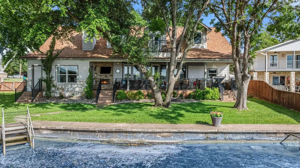 402 South Shorewood Drive Granite Shoals TX 78654