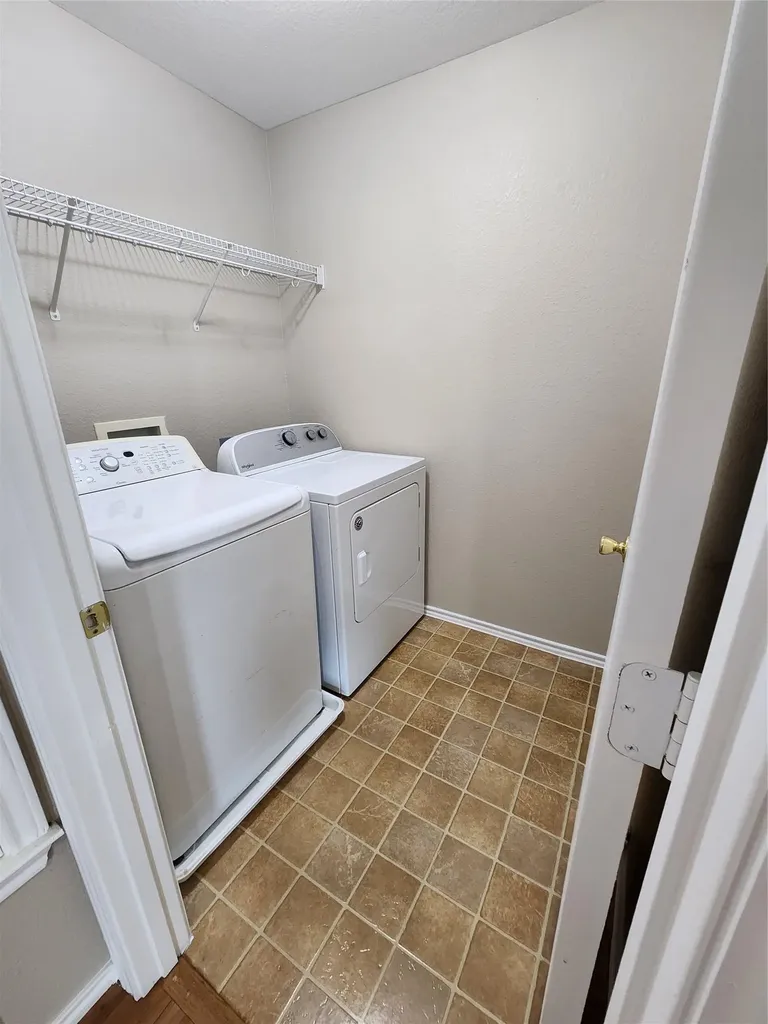 933 Meadow Ridge Loop Georgetown TX 78626