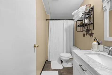 857 E Guadalupe Street La Grange TX 78945