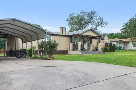 857 E Guadalupe Street La Grange TX 78945