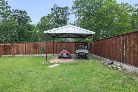 857 E Guadalupe Street La Grange TX 78945