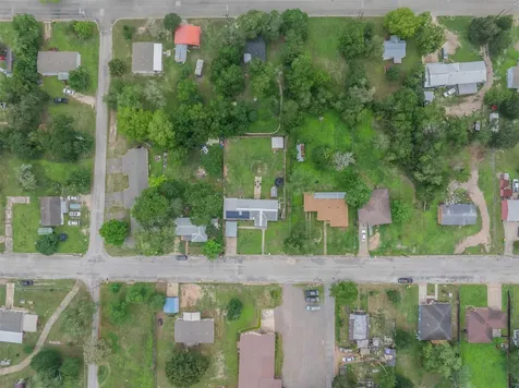 857 E Guadalupe Street La Grange TX 78945
