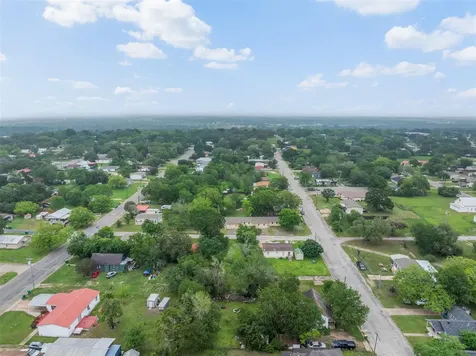 857 E Guadalupe Street La Grange TX 78945