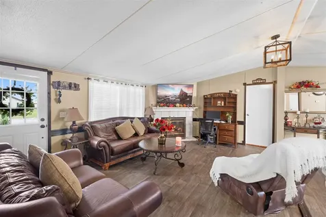 857 E Guadalupe Street La Grange TX 78945