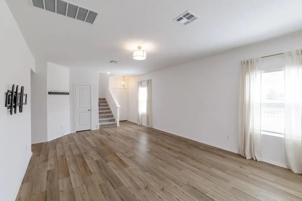 8015 Purple Aster Pass Lago Vista TX 78645