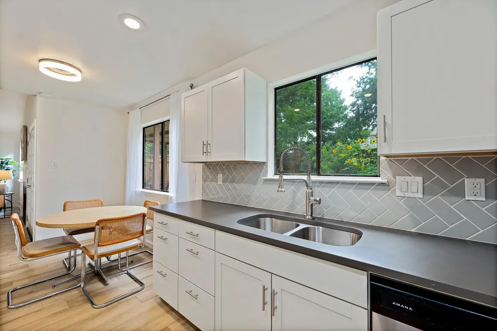 11837 Shropshire Boulevard Austin TX 78753