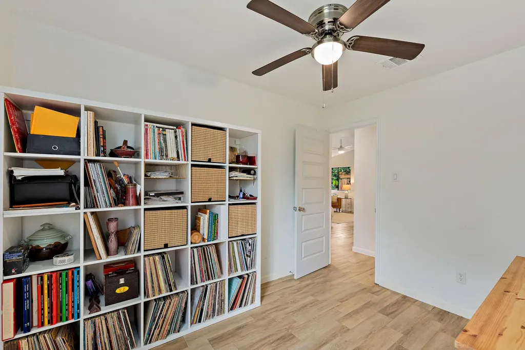 11837 Shropshire Boulevard Austin TX 78753