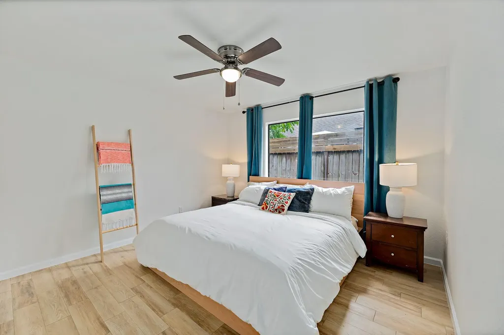 11837 Shropshire Boulevard Austin TX 78753