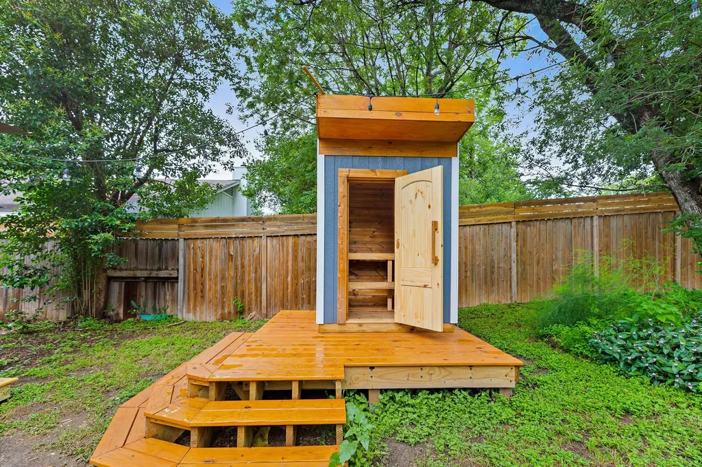 11837 Shropshire Boulevard Austin TX 78753