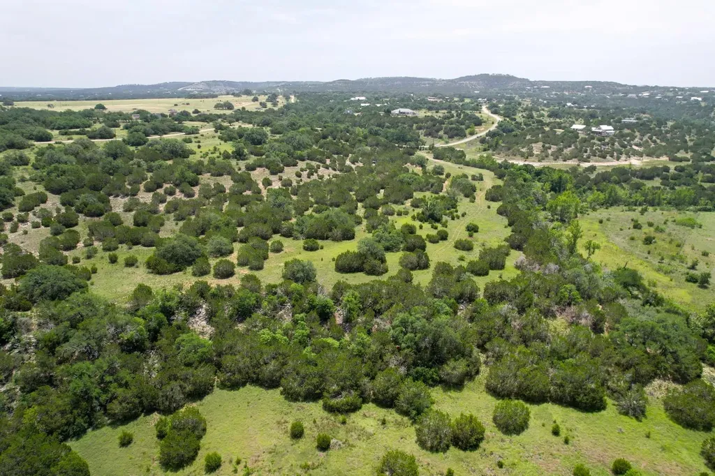 831 Hidden Creek Drive Dripping Springs TX 78620
