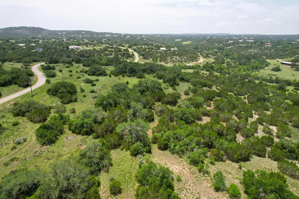 831 Hidden Creek Drive Dripping Springs TX 78620