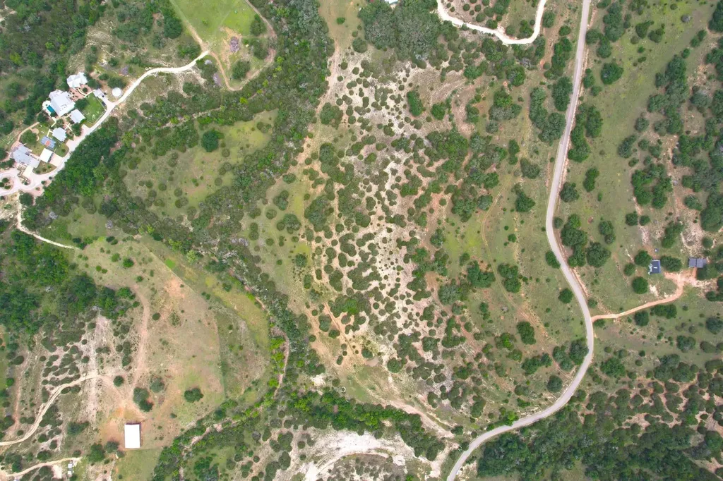 831 Hidden Creek Drive Dripping Springs TX 78620