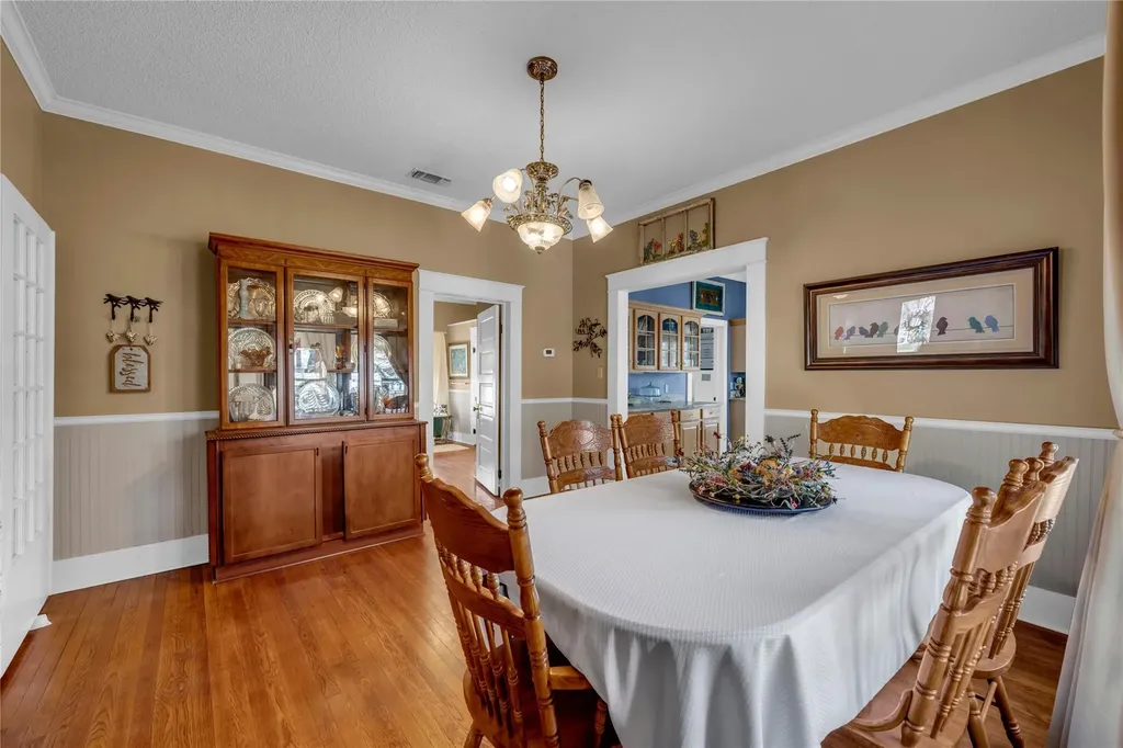 909 Flag Street Llano TX 78643