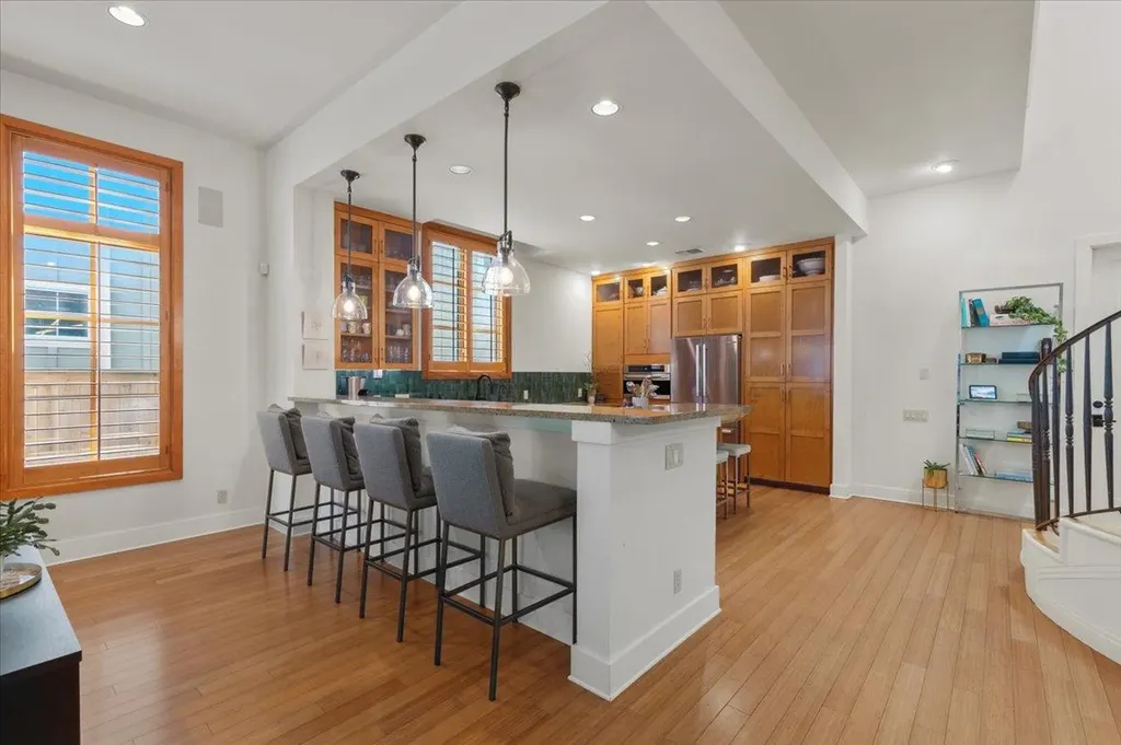 2207 Forest Trail Austin TX 78703