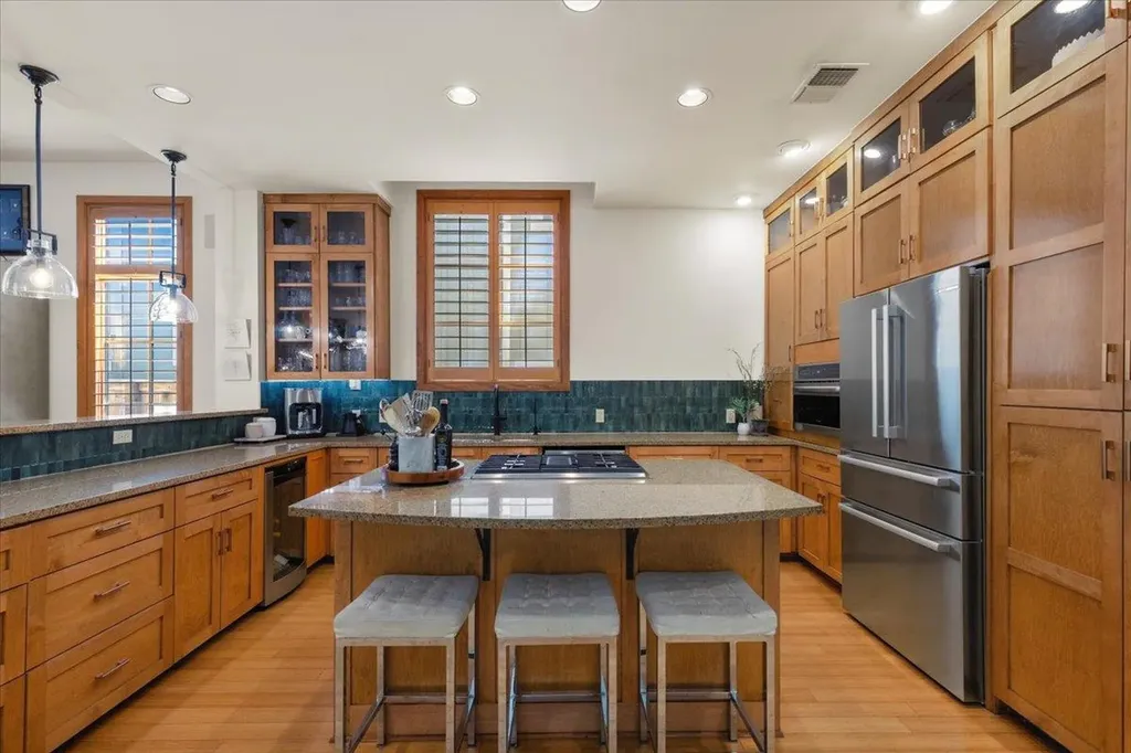 2207 Forest Trail Austin TX 78703