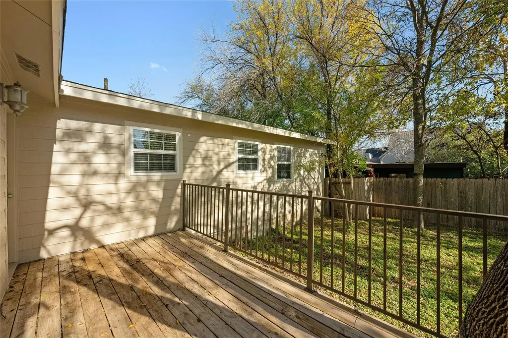 2631 W 45th Street Austin TX 78731