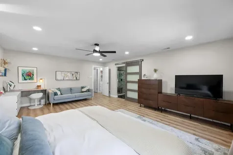 1006 Hollybluff Street Austin TX 78753