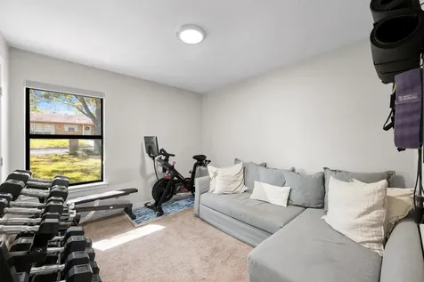 1006 Hollybluff Street Austin TX 78753