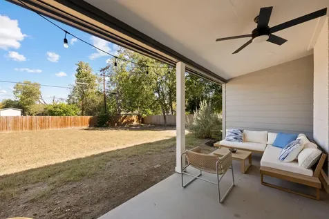 1006 Hollybluff Street Austin TX 78753