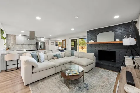 1006 Hollybluff Street Austin TX 78753