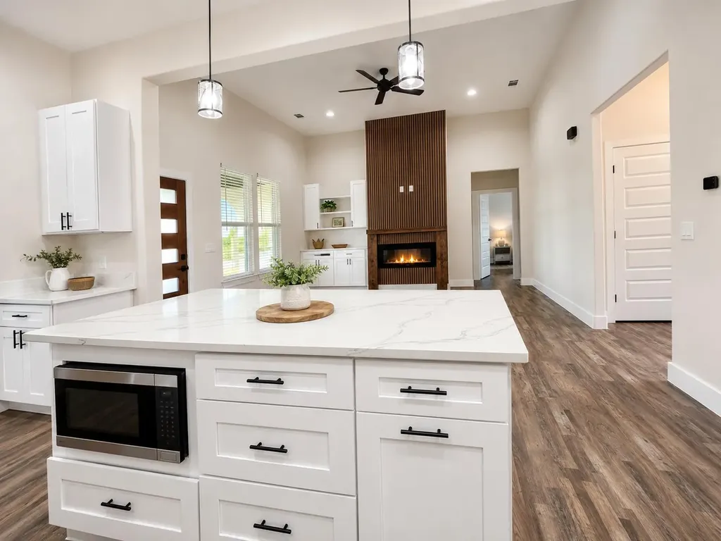 488 County Road 468 Elgin TX 78621