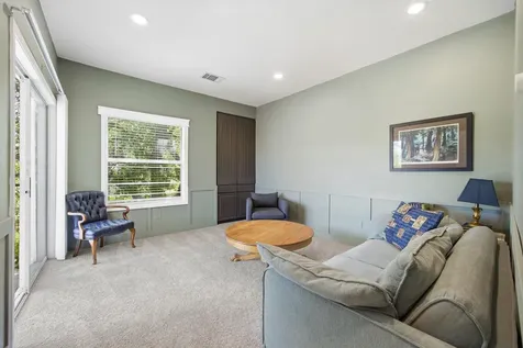 406 Hazeltine Drive Lakeway TX 78734