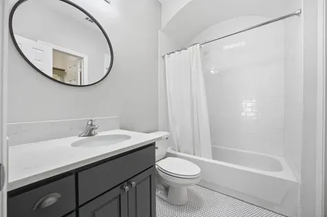 406 Hazeltine Drive Lakeway TX 78734