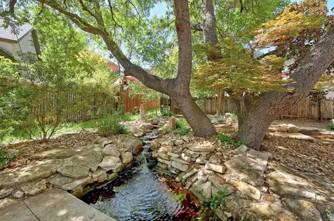 406 Hazeltine Drive Lakeway TX 78734