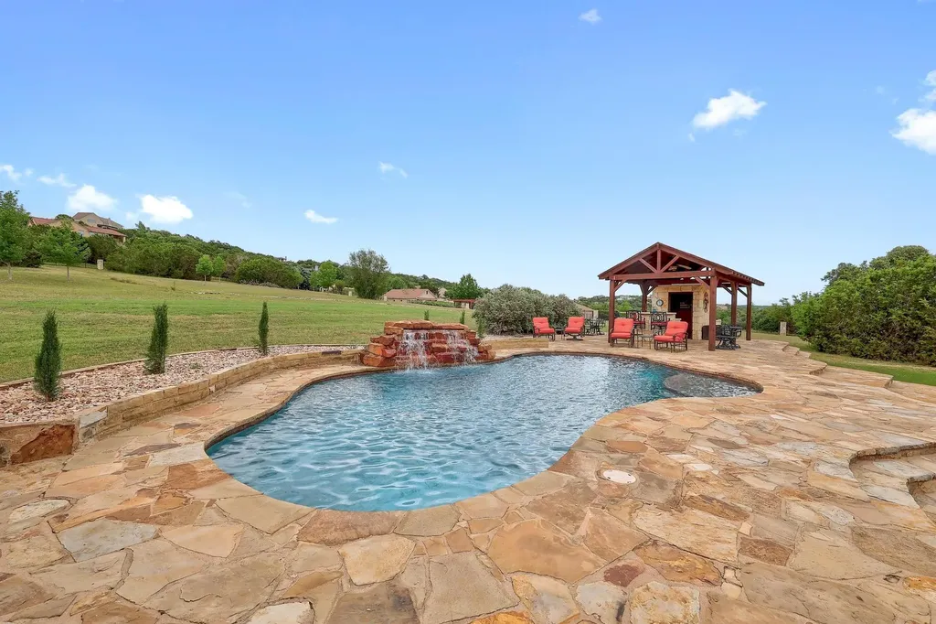 1617 High Lonesome Leander TX 78641