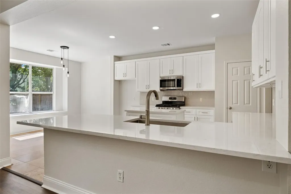 2212 Speidel Drive Pflugerville TX 78660