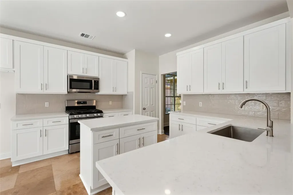 2212 Speidel Drive Pflugerville TX 78660