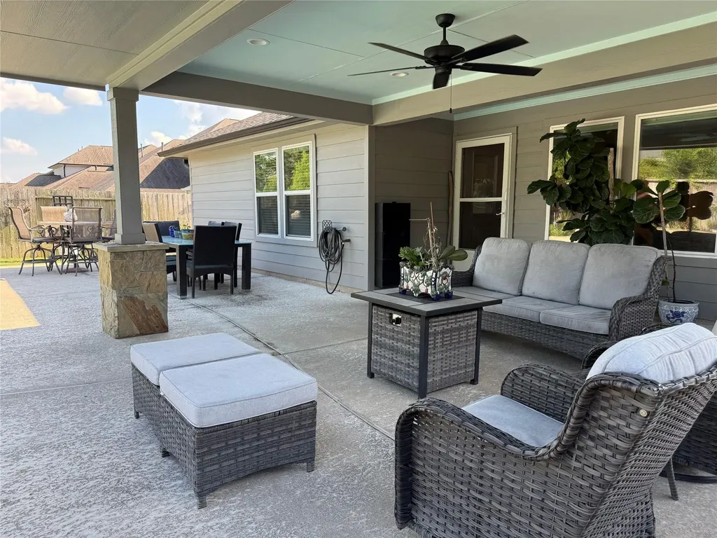 2336 Hagerman Road Conroe TX 77384