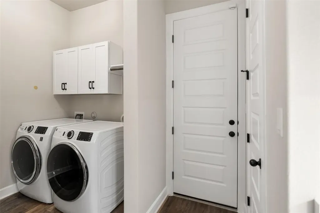 16913 Roselin Drive Austin TX 78738