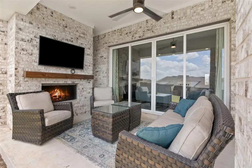 16913 Roselin Drive Austin TX 78738