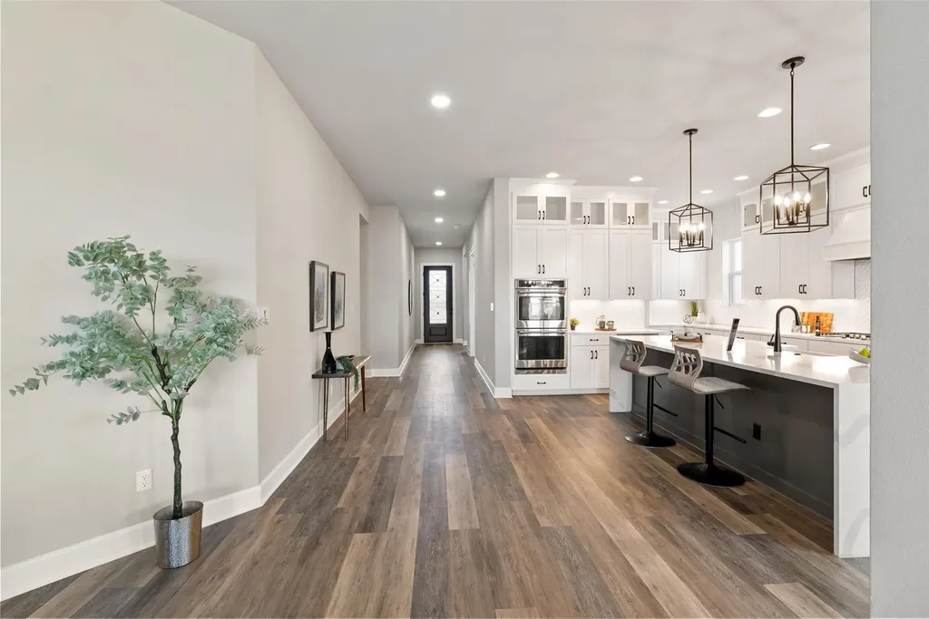 16913 Roselin Drive Austin TX 78738
