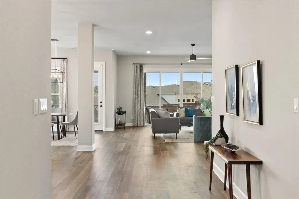 16913 Roselin Drive Austin TX 78738