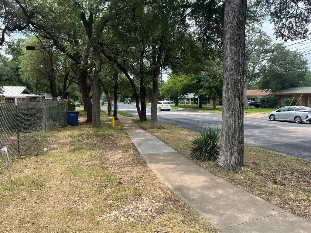 4621 Menchaca Road Austin TX 78745