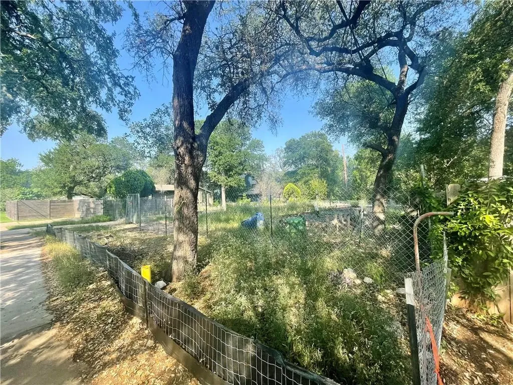 4621 Menchaca Road Austin TX 78745