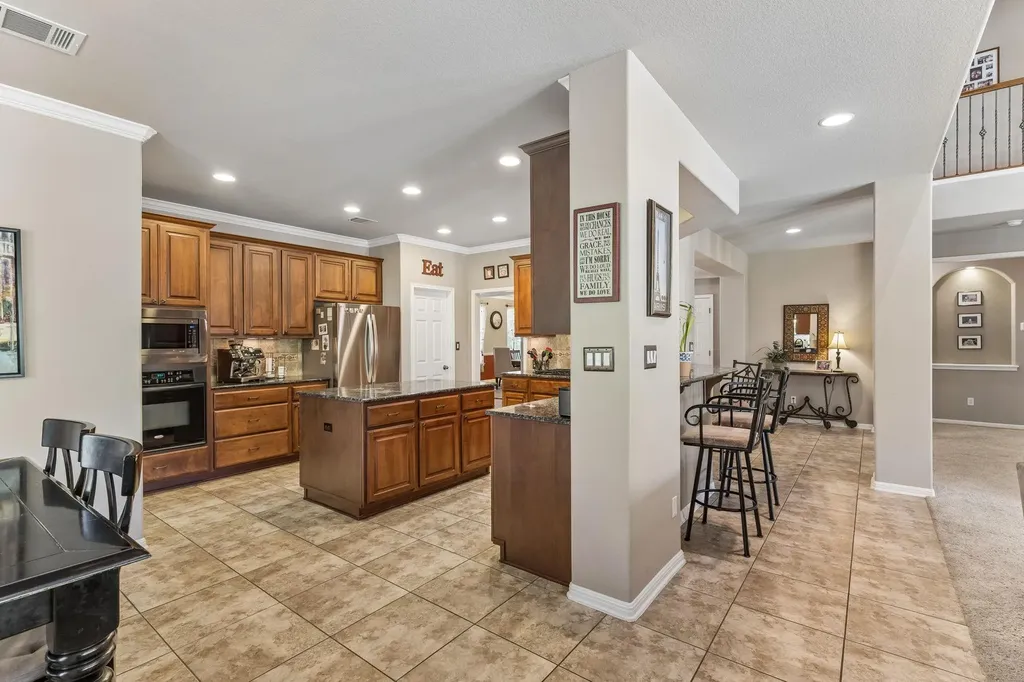 16517 Along Creek Cove Austin TX 78717