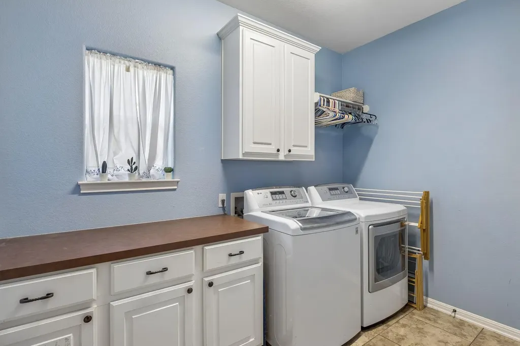 16517 Along Creek Cove Austin TX 78717
