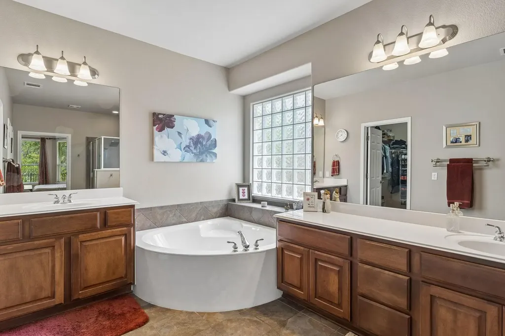 16517 Along Creek Cove Austin TX 78717