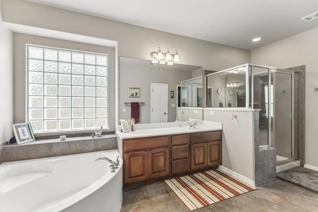 16517 Along Creek Cove Austin TX 78717