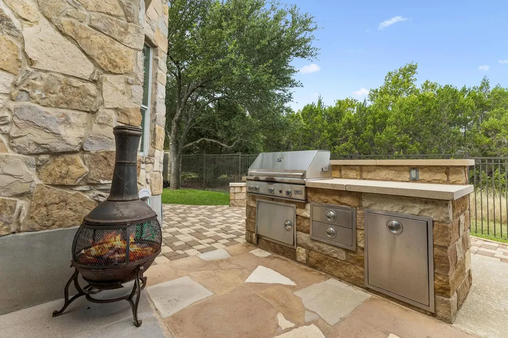 16517 Along Creek Cove Austin TX 78717