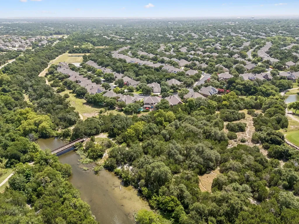 16517 Along Creek Cove Austin TX 78717