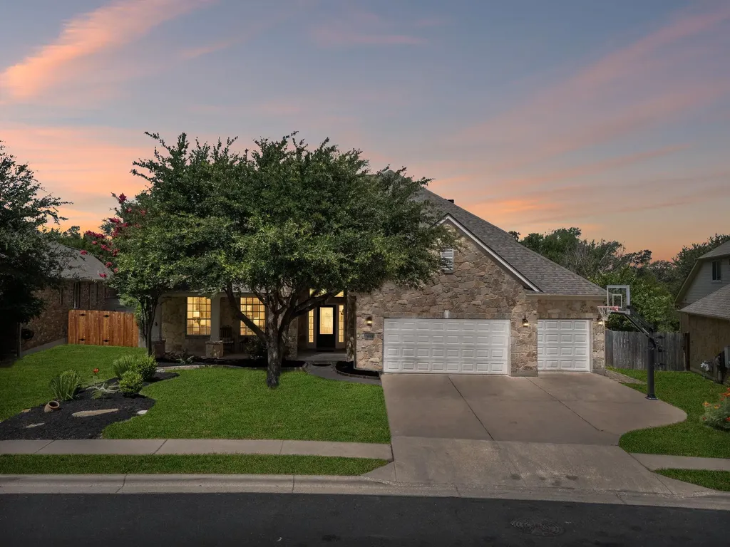 16517 Along Creek Cove Austin TX 78717