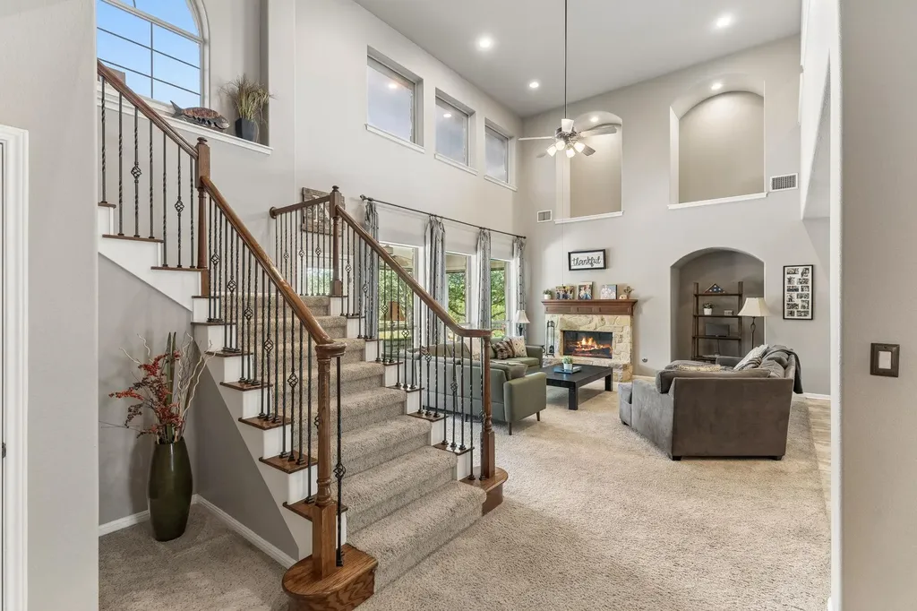 16517 Along Creek Cove Austin TX 78717
