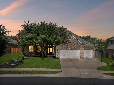16517 Along Creek Cove Austin TX 78717