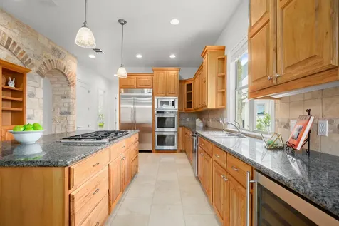 19 Swiftwater Trail The Hills TX 78738